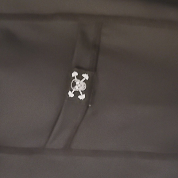 CVG ~ Constantly Varied Gear Skull n Cross Barbell Capri (Tag Cut) - Picture 2 of 3